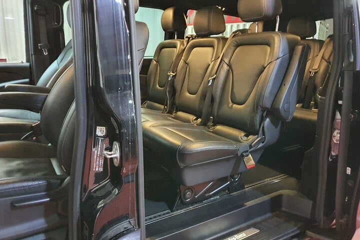 Private Transportation to Madrid Airport with Hotel Pickup