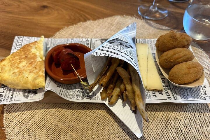 Tapas Lunch included