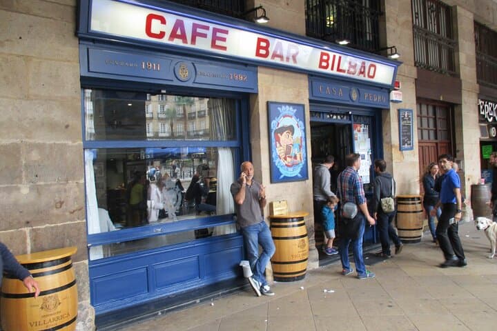 e-Scavenger hunt Bilbao: Explore the city at your own pace