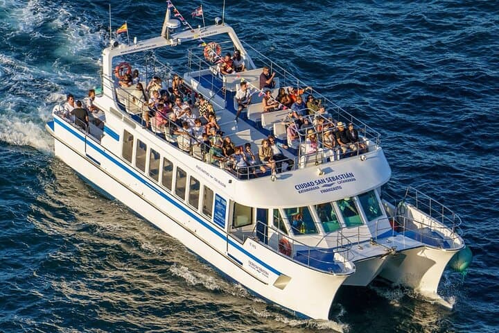 Sunset San Sebastian: Premium Sunset by Eco Catamaran