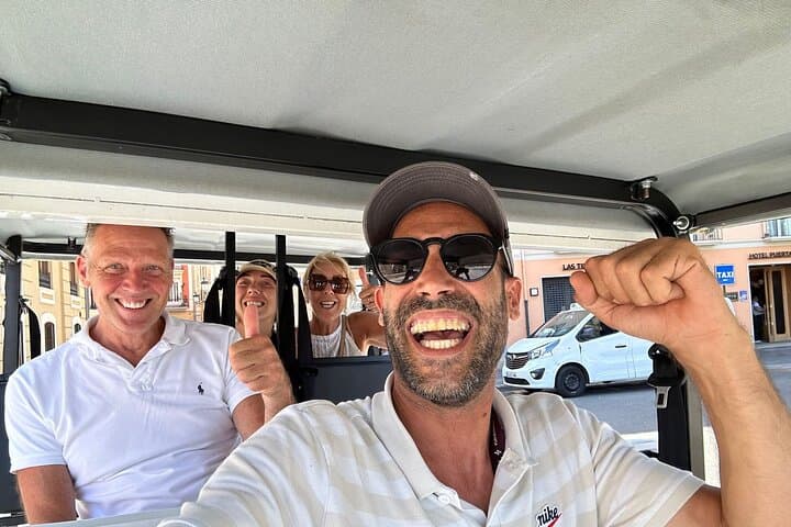 happy tourists