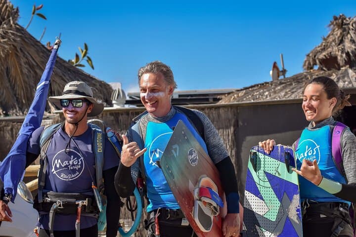 Kitesurfing lessons in Tarifa in semi-private