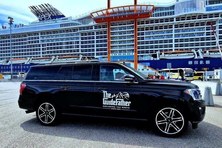 Tenerife Arrival or Departure Transfer LUX Car (private service)