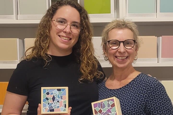 Gaudí-inspired Mosaic Workshop next to Park Güell