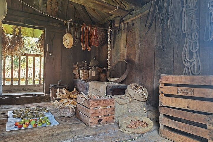 Tour Llanes and Ethnographic Museum of Eastern Asturias