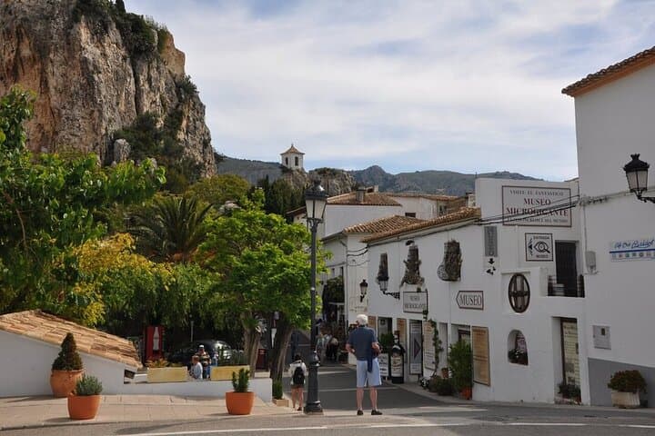 Guadalest Castle Tour from Alicante and Benidorm
