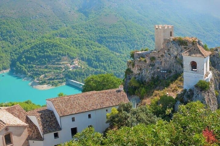 Guadalest Castle Tour from Alicante and Benidorm