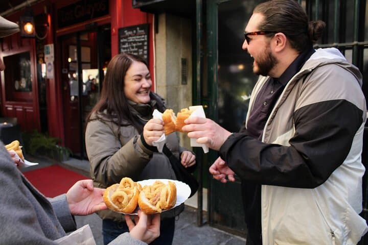 Madrid Tapas, Wine and History Tour