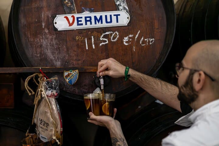 Malaga Food Tour with 12+ Tastings: Tapas, Olive Oil, Ham & More