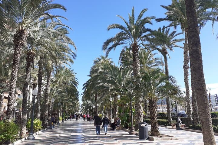 Private Walking Tour to Alicante