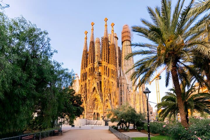 Barcelona Sagrada Familia Priority Access Tour