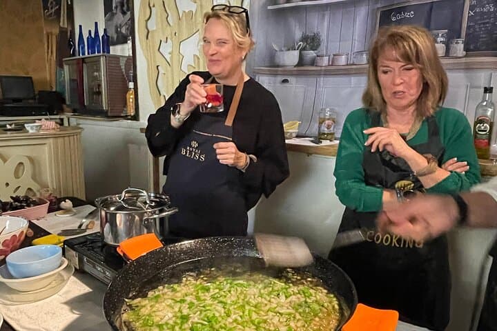 Spanish Cooking Class with Market Visit and Churros