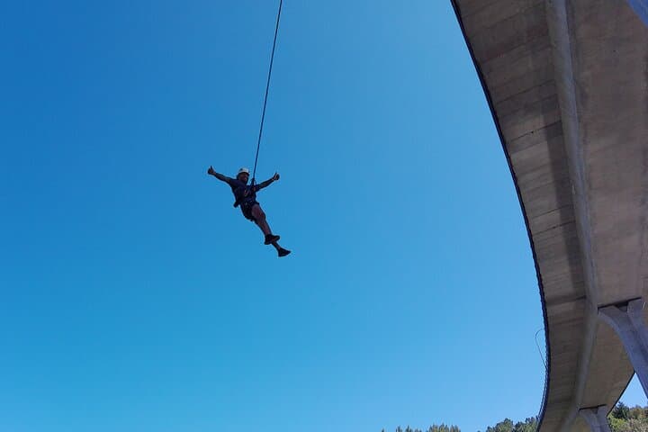 Hanging Jump to Release Your Courage in Melgaço