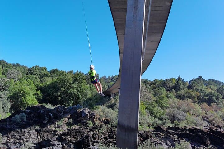 Hanging Jump to Release Your Courage in Melgaço