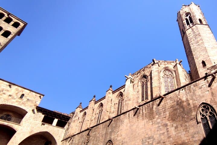 Barcelona Gothic Quarter History Tour