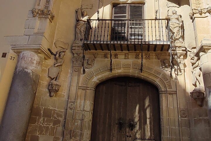 Valdehermoso Palace
