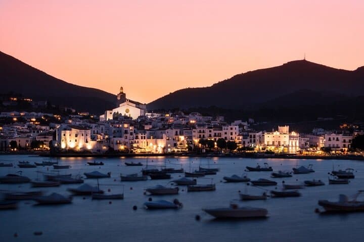 Costa Brava Luxury Tour Boat and Lunch from Barcelona