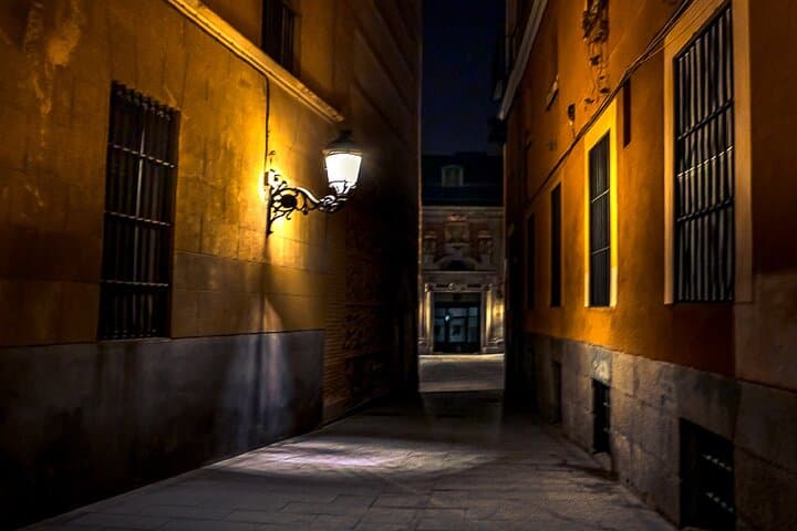 PRIVATE VIP tour: Madrid Haunted history, Inquisition & Legends