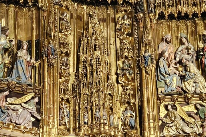 Toledo’s Highlights in English – Guided Tour & Cathedral Visit