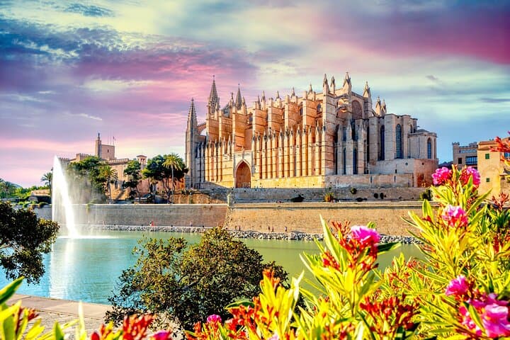 Deluxe Palma De Mallorca Tour for Cruise Passengers