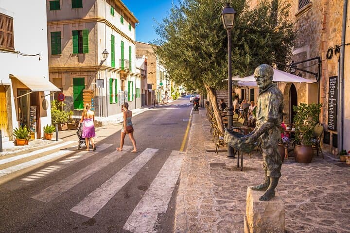 Best Palma de Mallorca and ValLdemossa Tour from Cruise Port
