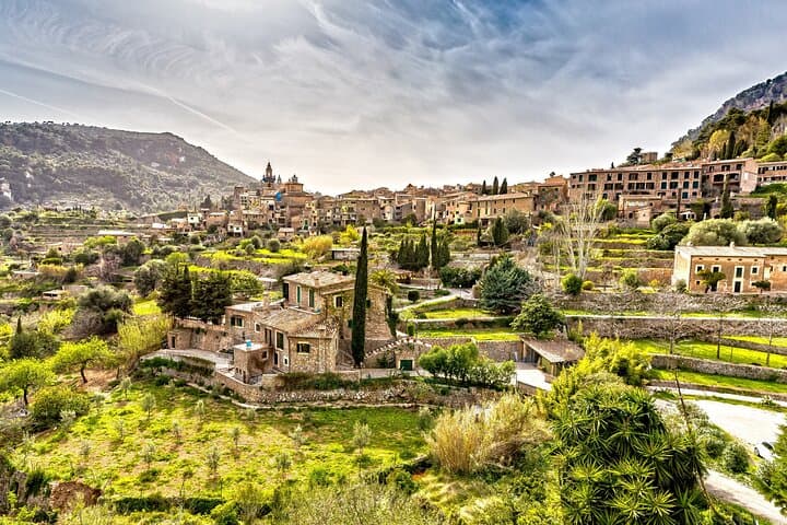 Palma de Mallorca and Valldemossa Excursion from Cruise Port