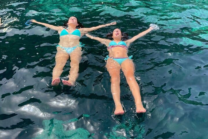 Palma de Mallorca: Small Group Tour by Locals in Hidden Coves