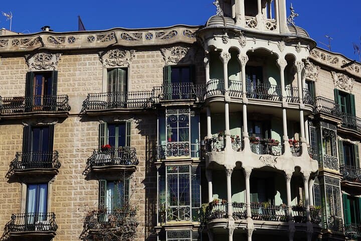 Secret Art Nouveau Masterpieces Private Walking Tour Barcelona