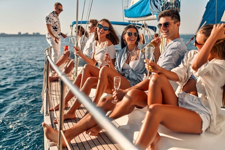 Sailing Experience in an Exclusive Sailboat in Barcelona