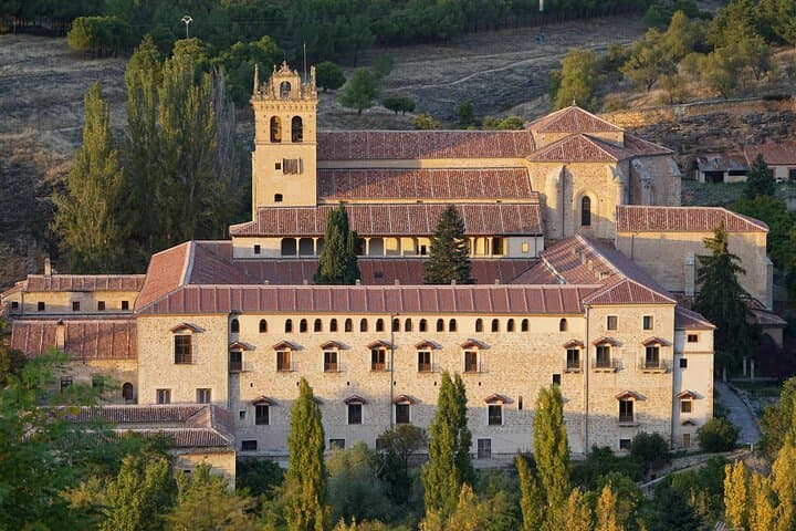 Half Day Segovia Private Tour by Minivan