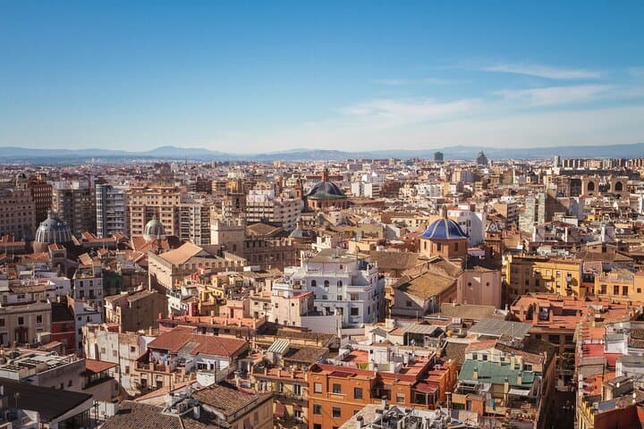 Private Valencia Tour From Barcelona with Free Photoshoot