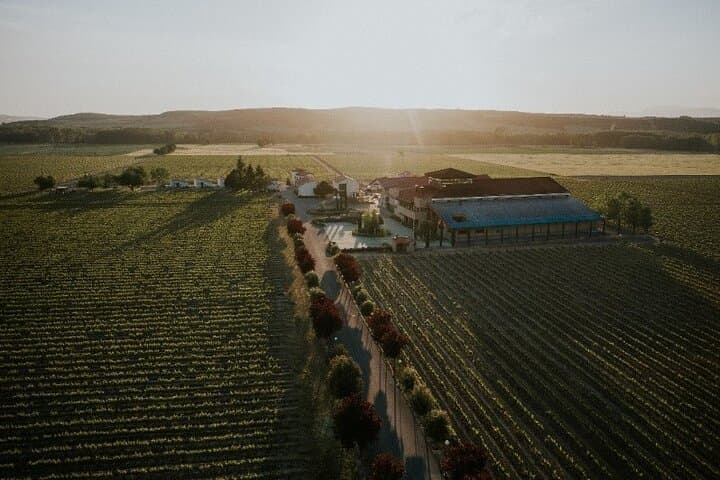 charm winery