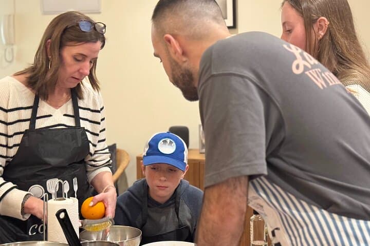 Chocolate & Churros Cooking Class in Madrid