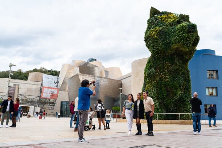 Private Bilbao, Guggenheim & Gaztelugatxe tour from San Sebastian