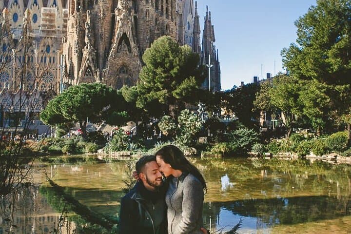 Capture Barcelona in Professional Photos and Exclusive Video