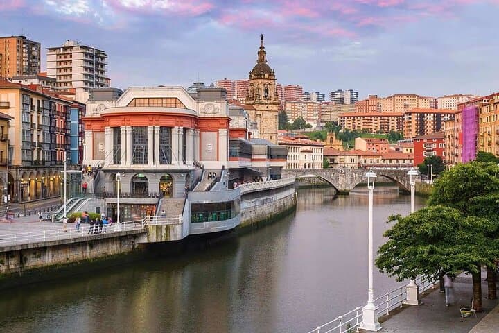 Private Bilbao Walking Tour