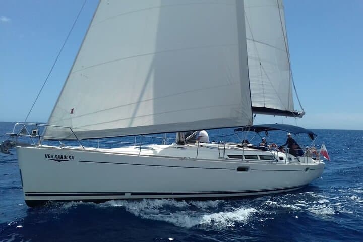 Sailing Trip and Snorkeling (max. 8 people)