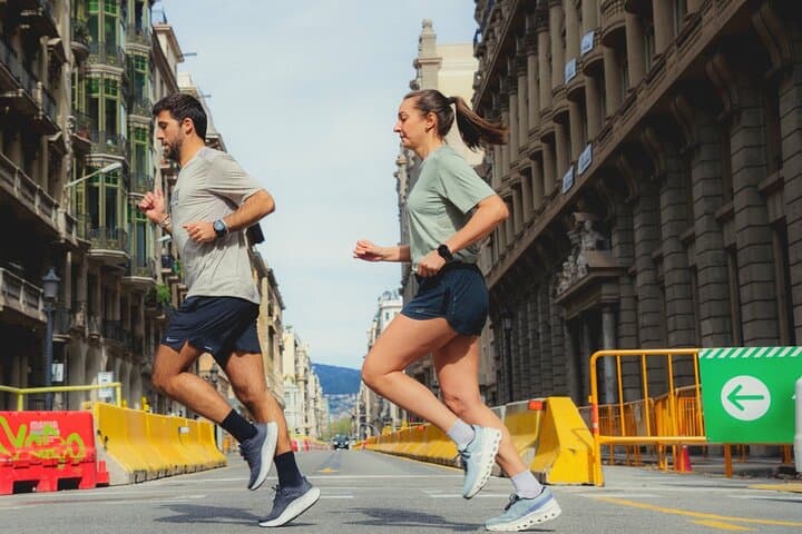 Run the Barcelona Gothic with a Local: 7K Group Running Tour
