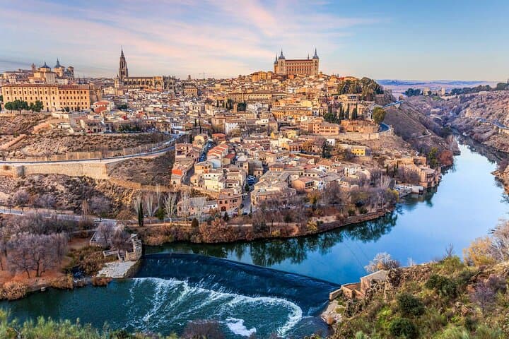 Segovia & Toledo Small Group Tour with Hotel Pick up from Madrid