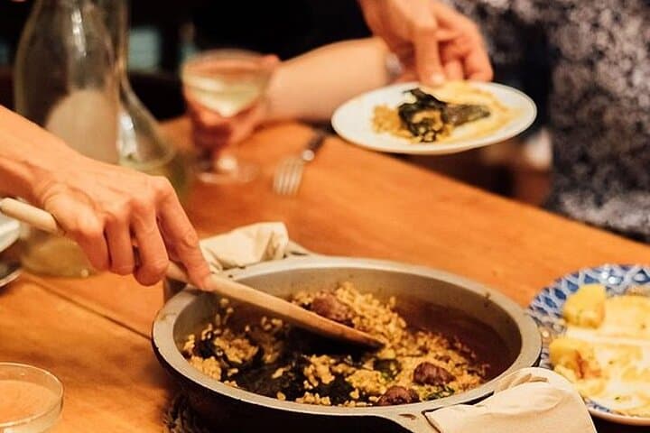Barcelona Best Tapas and Wine Experience