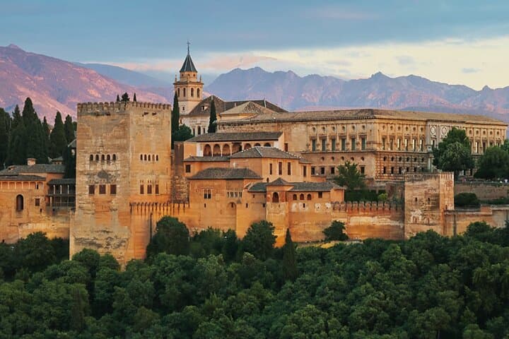Panoramic view of the Alhambra from the Mirador de San Nicolás