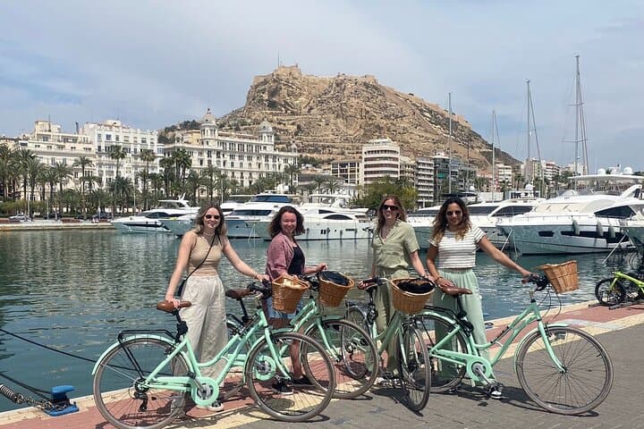 Alicante: Tour Guiado en Bicicleta Eléctrica (E-Bike)