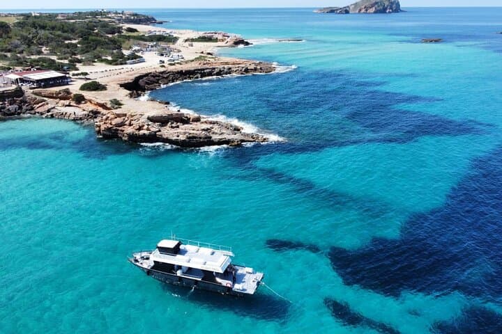 VIP paella Beach hopping Cruise , all inclusive with paddleboards