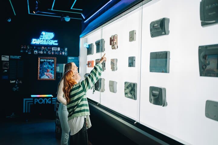 Madrid : Unique experience at OXO Video Game Museum