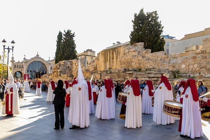 Zaragoza Unveiled Roman Walls to Renaissance Wonders with app