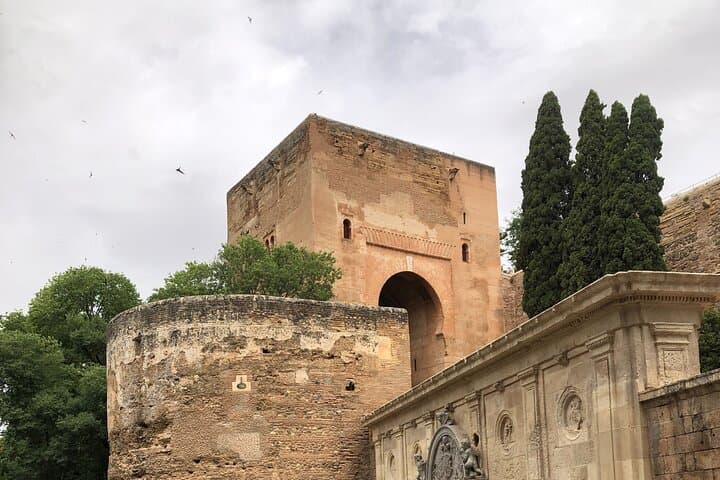 https://media-cdn.tripadvisor.com/media/attractions-splice-spp-720x480/15/79/00/8e.jpg
