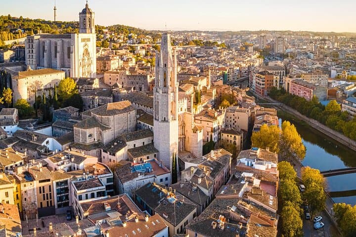Girona and Dalí Museum Tour Art and History Adventure + Ebook