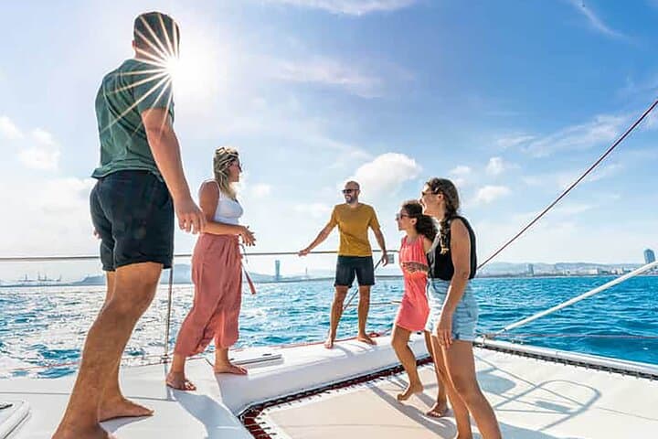 Catamaran Tour with Drink and Local Tapa + Ebook