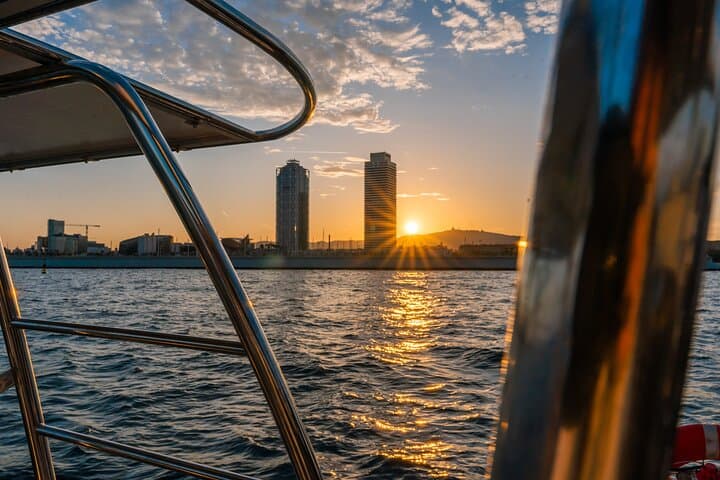 Sunset sailing in Barcelona with wine and tapa
