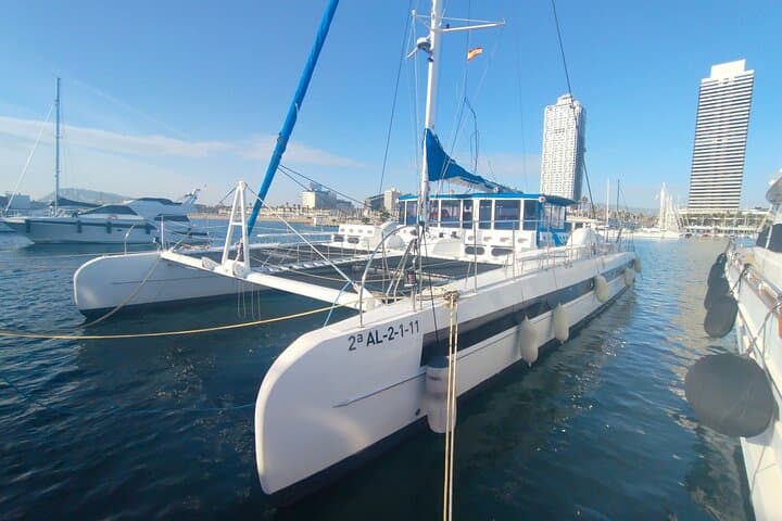 Vermouth in Catamaran A gastronomic experience in Barcelona